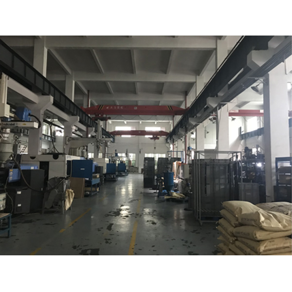 Precision Molding and Injection Machines